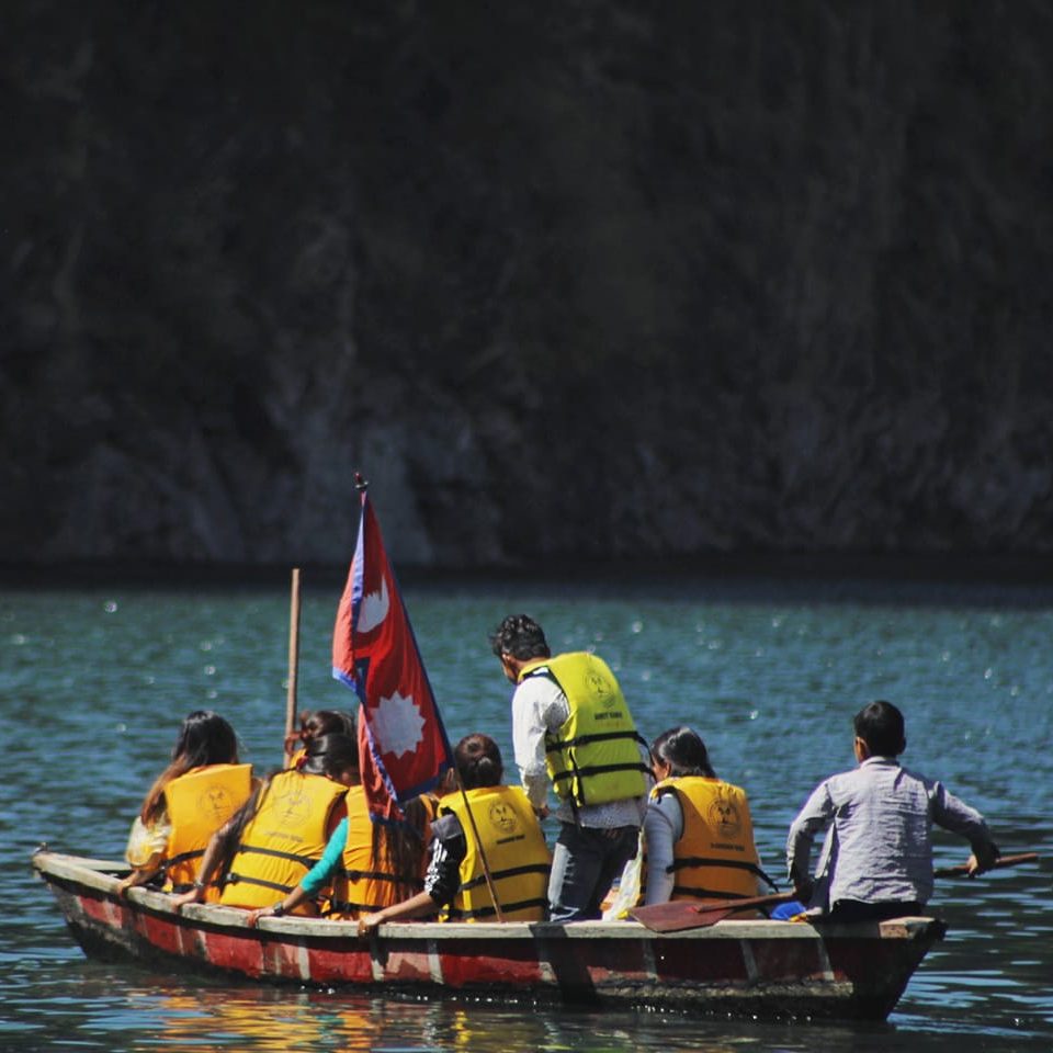 Kupinde Daha lake in Salyan District
