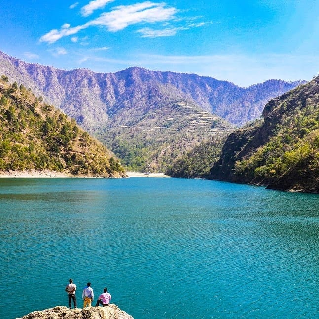 Kupinde Daha lake in Salyan District